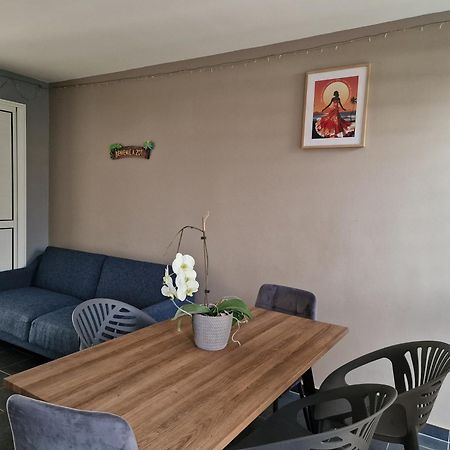 Dodo La Fami Apartment Sainte-Suzanne Exterior photo