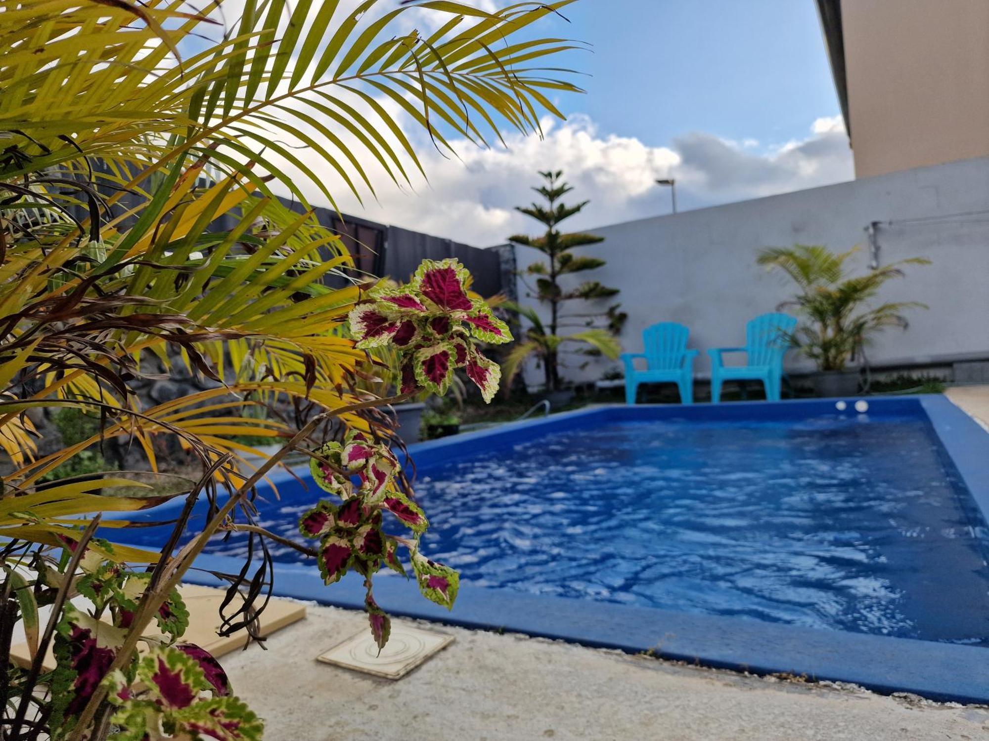 Dodo La Fami Apartment Sainte-Suzanne Exterior photo